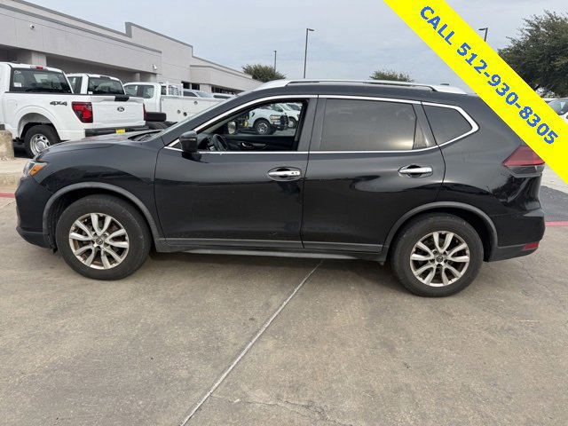 Used 2019 Nissan Rogue SV image 6