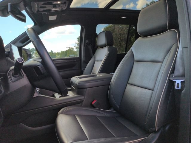 Used 2023 GMC Yukon SLT AWD/4WD image 31
