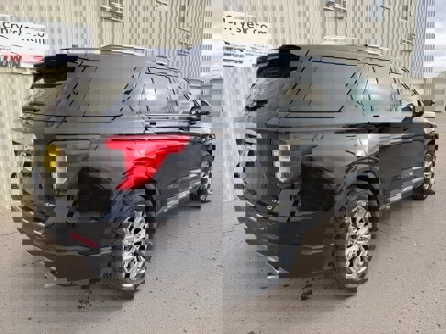 Certified 2021 Ford Explorer Limited w/ Equipment Group 301A image 4