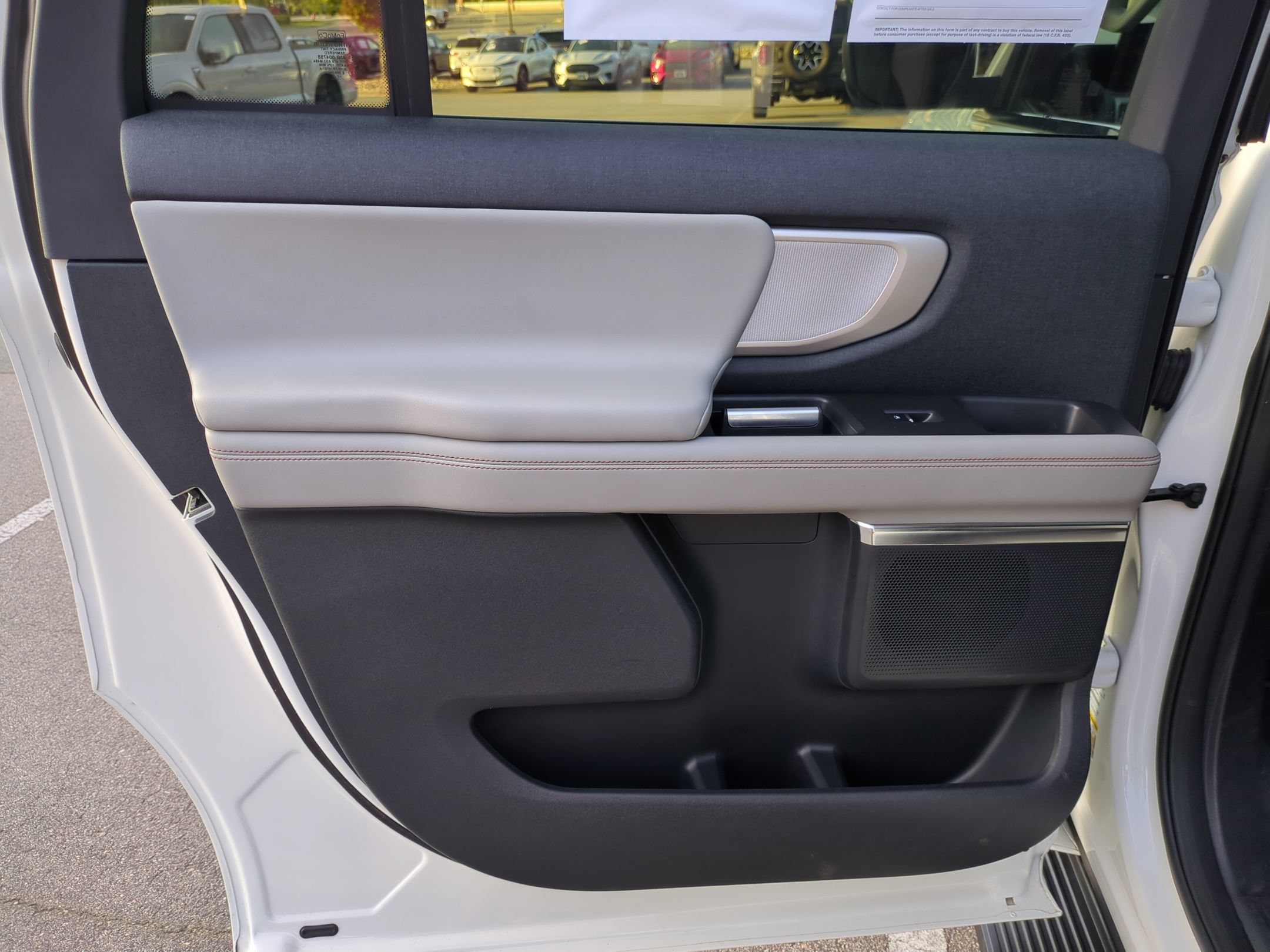 Certified 2025 Ford Expedition Max Active AWD/4WD image 30