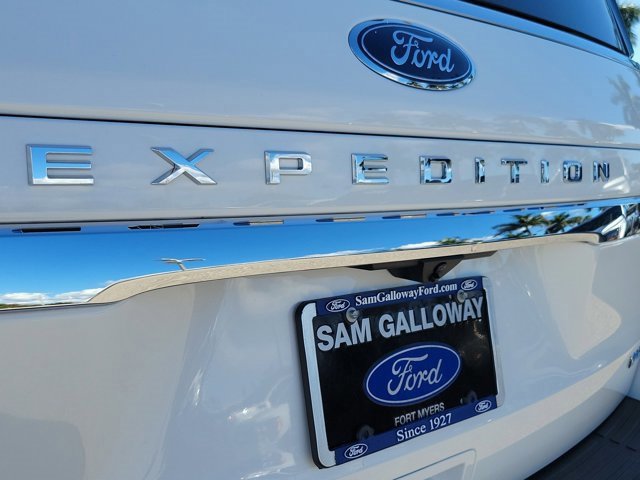 Certified 2024 Ford Expedition Max King Ranch image 12