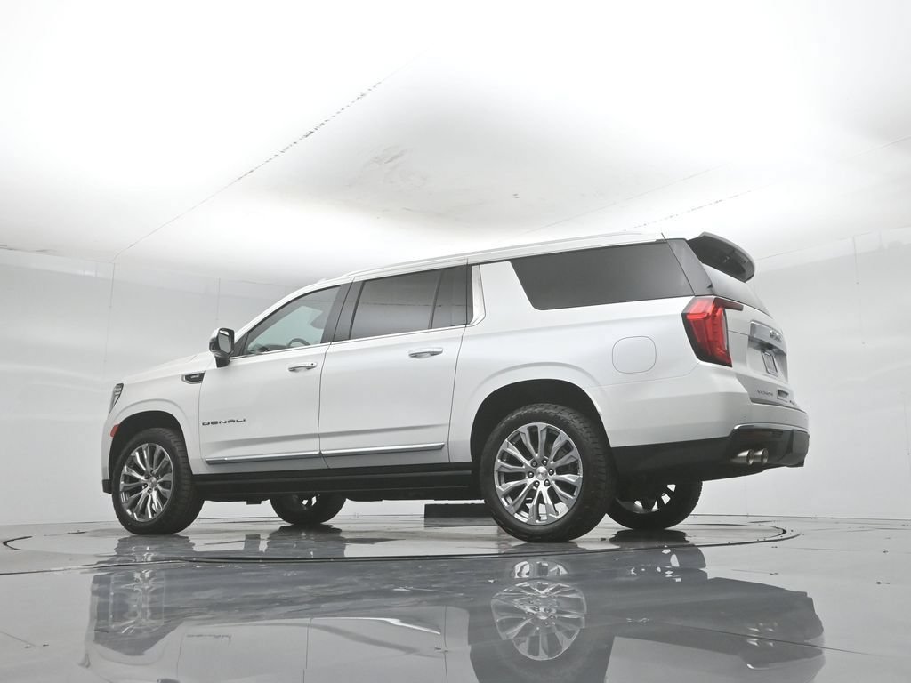 Used 2023 GMC Yukon XL Denali AWD/4WD image 52