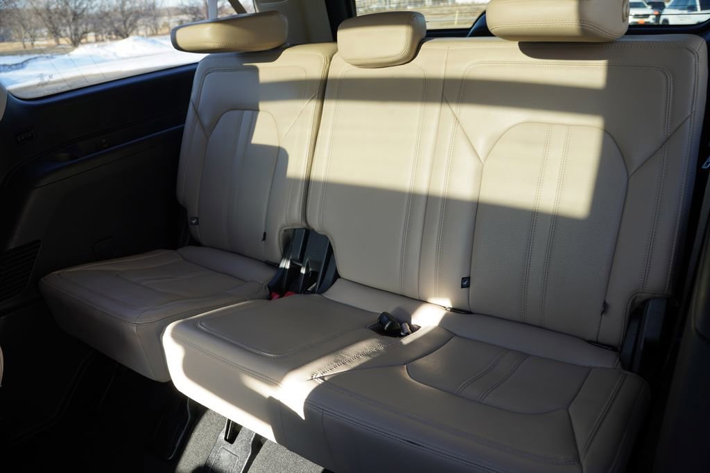 Certified 2024 Ford Expedition Max Limited AWD/4WD image 19