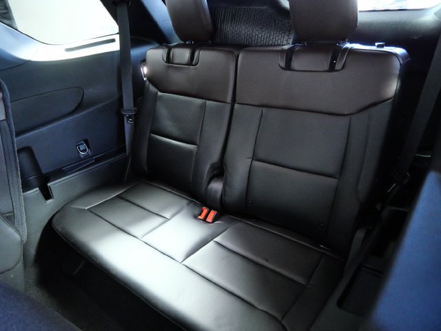 Certified 2023 Ford Explorer Platinum w/ Technology Package AWD/4WD image 16