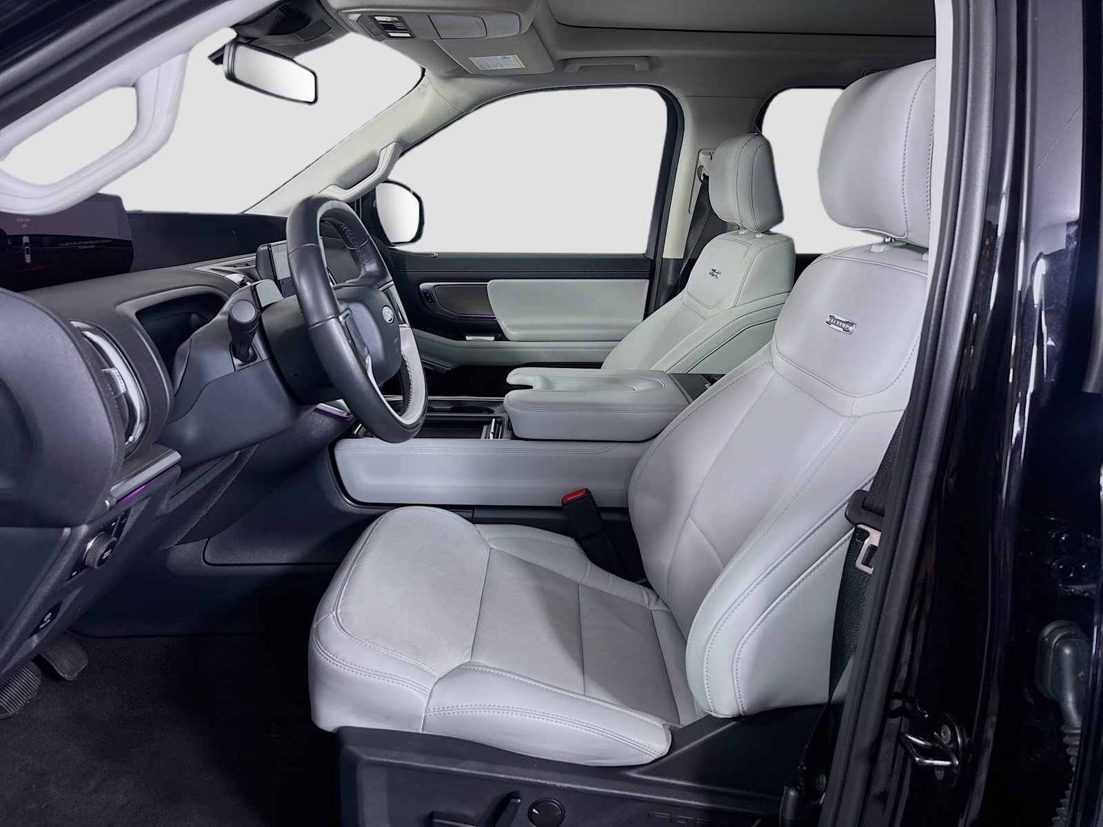 Certified 2025 Ford Expedition Platinum AWD/4WD image 22