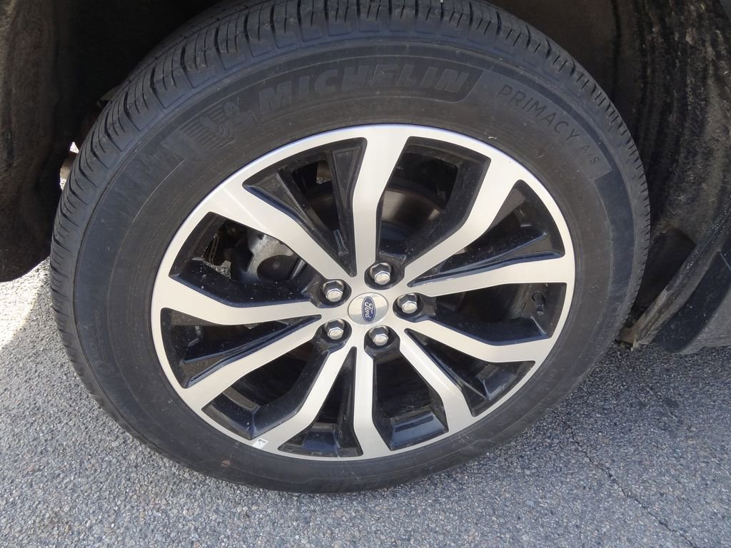 Certified 2025 Ford Explorer ST-Line AWD/4WD image 12