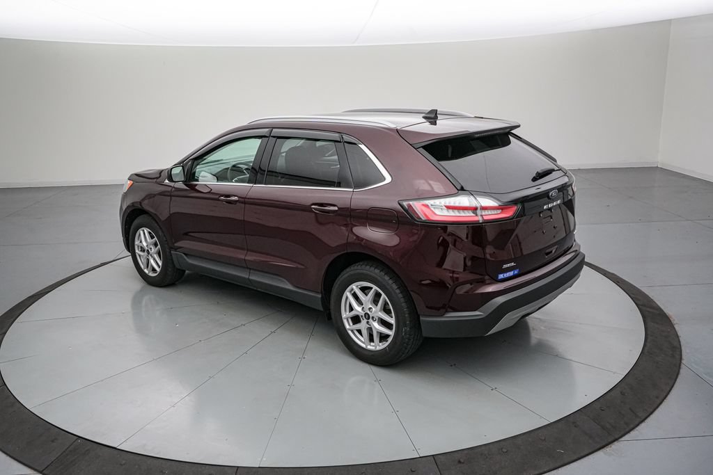 Certified 2023 Ford Edge SEL w/ Convenience Package AWD/4WD image 6