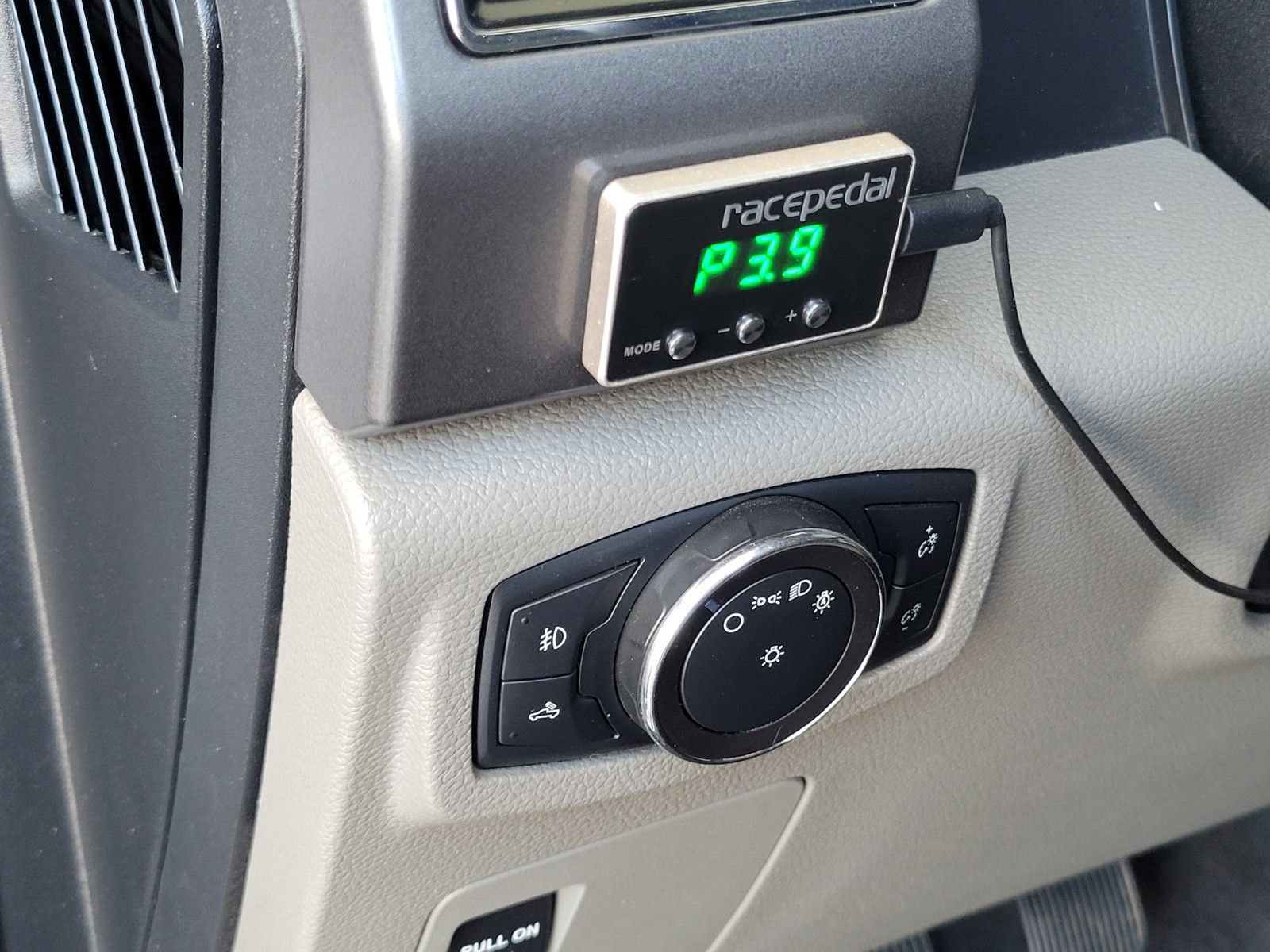 Certified 2019 Ford F150 XLT w/ Trailer Tow Package AWD/4WD image 18