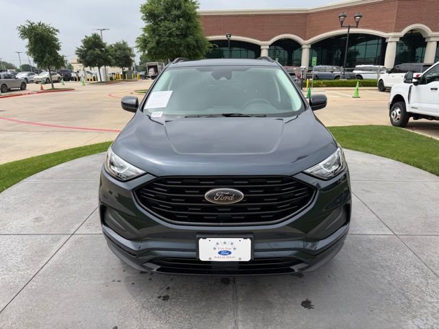 Certified 2023 Ford Edge SE w/ Black Appearance Package AWD/4WD image 2