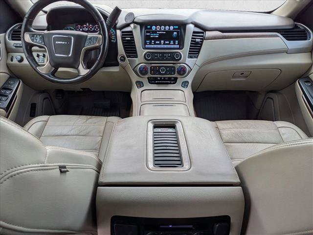 Used 2019 GMC Yukon XL Denali w/ Open Road Package RWD image 17