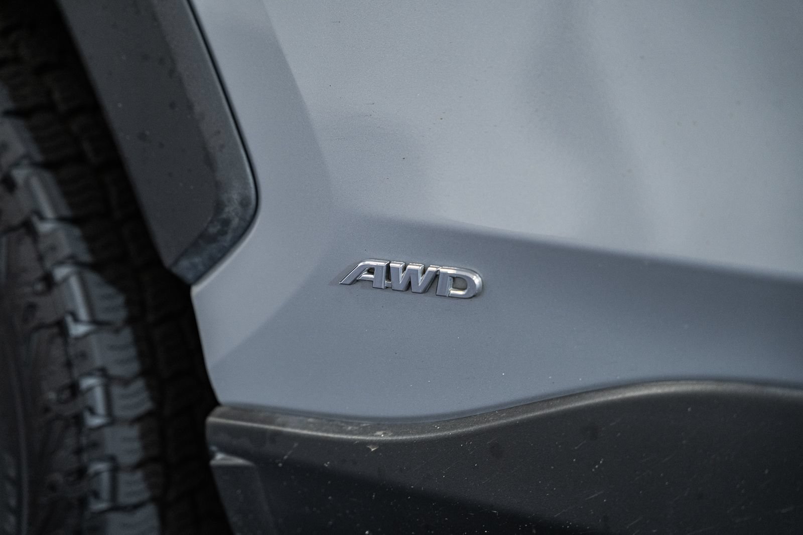 Used 2020 Toyota RAV4 Limited AWD/4WD image 18