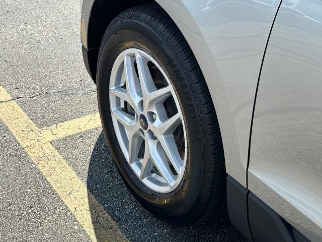 Certified 2021 Ford Edge SE FWD image 16