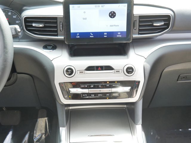 Certified 2023 Ford Explorer XLT w/ Equipment Group 202A AWD/4WD image 18