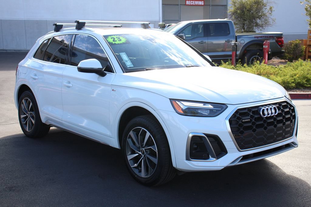 Used 2023 Audi Q5 2.0T Premium w/ Convenience Package AWD/4WD image 11