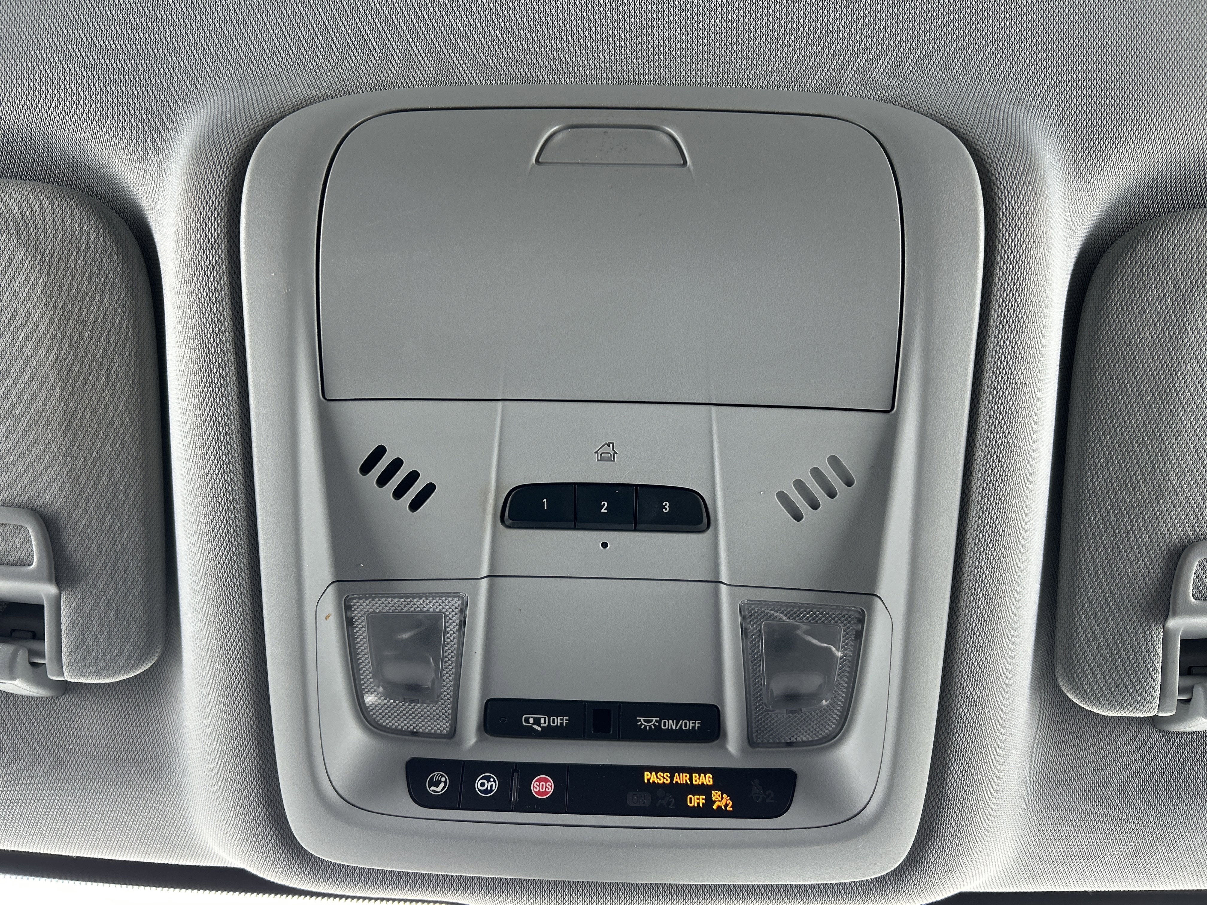 Used 2020 Chevrolet Blazer LT image 21