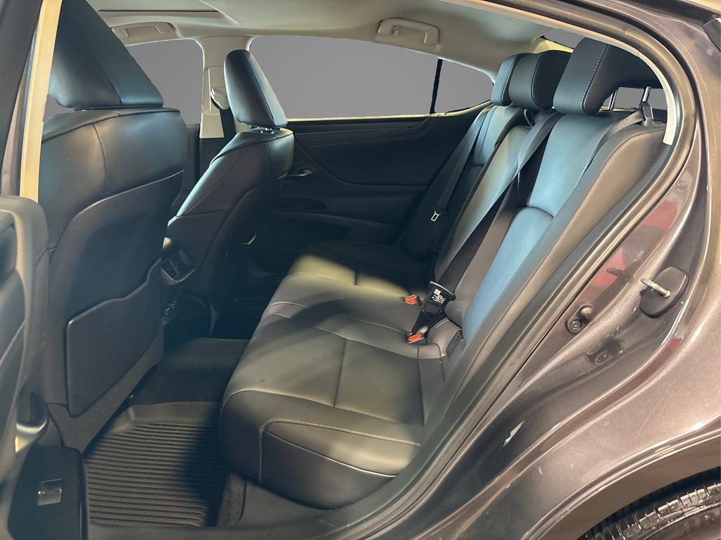 Used 2023 Lexus ES 350 w/ Premium Package FWD image 12