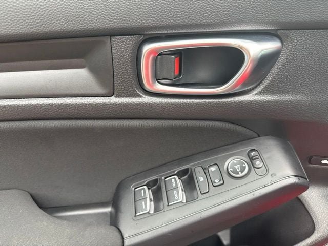 Used 2022 Honda Civic Sport image 12