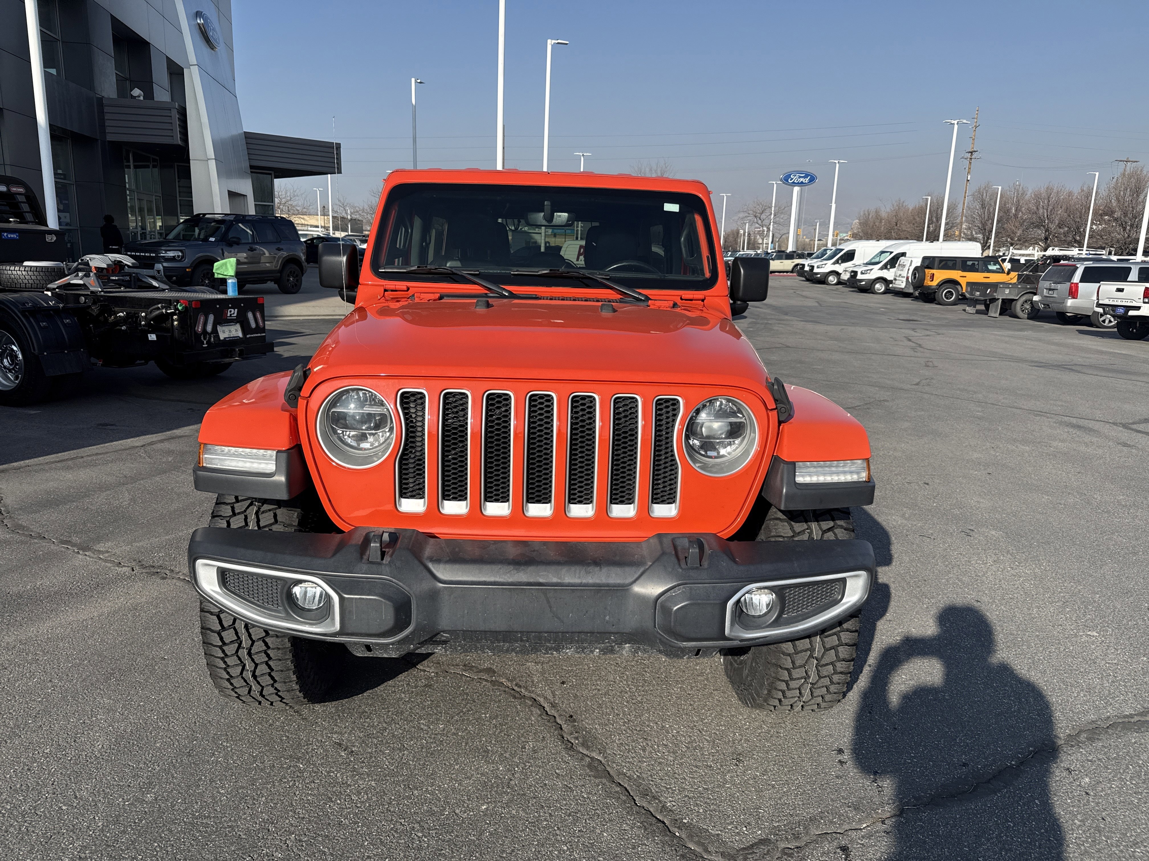 Used 2019 Jeep Wrangler Unlimited Sahara w/ Uconnect 4C Nav & Sound Group image 8