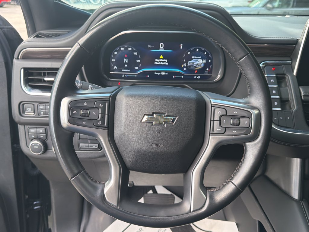 Used 2023 Chevrolet Tahoe Z71 w/ Luxury Package AWD/4WD image 18