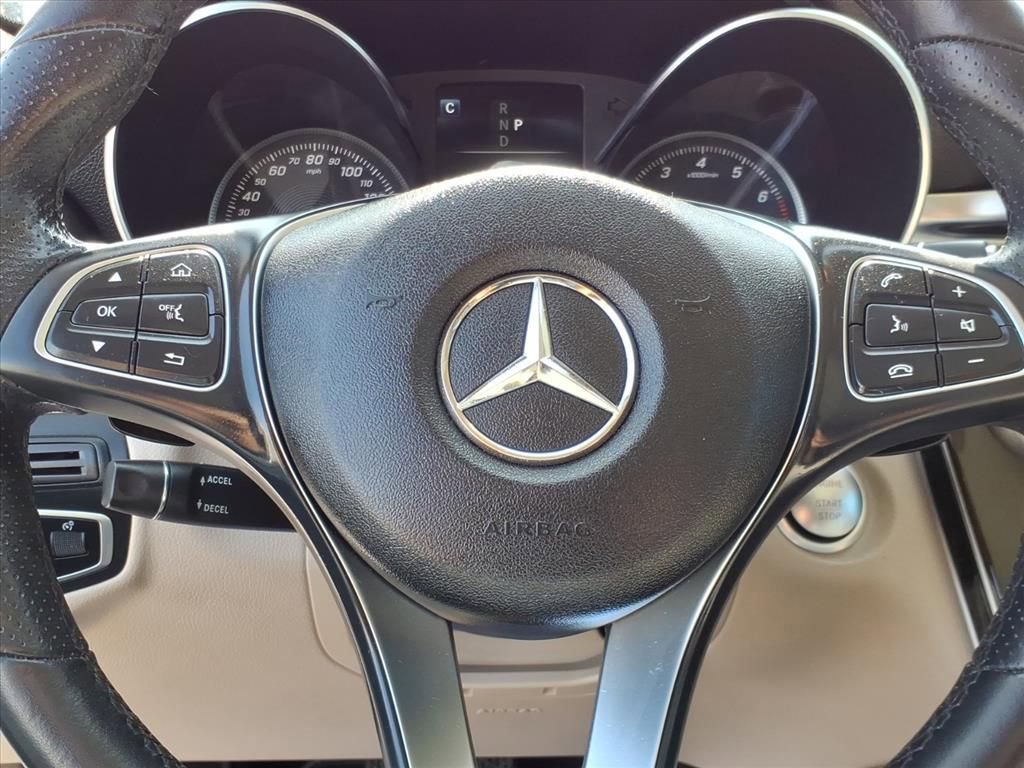 Used 2019 Mercedes-Benz GLC 300 4MATIC image 25