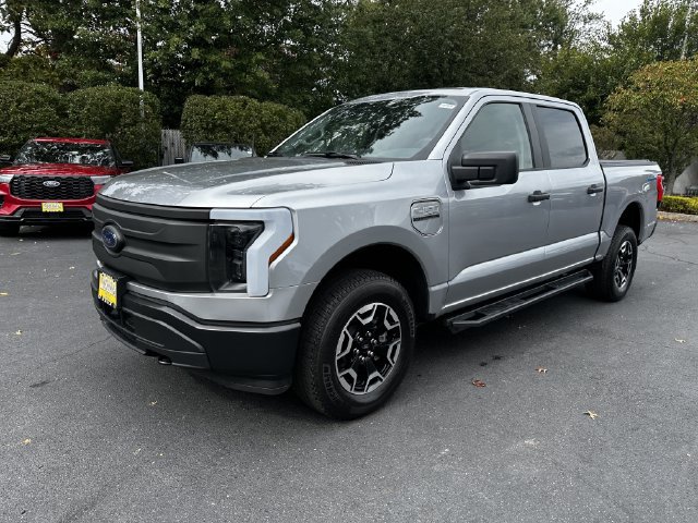 Certified 2023 Ford F150 Lightning Pro w/ Max Trailer Tow Package AWD/4WD image 9