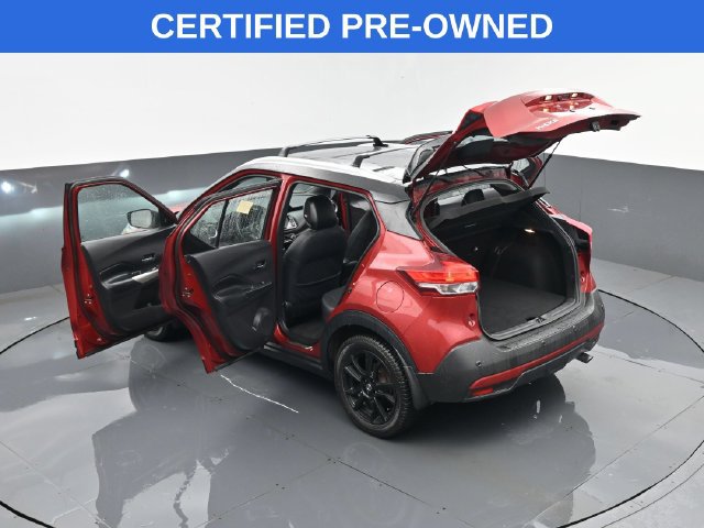 Used 2020 Nissan Kicks SR w/ SR Premium Package FWD image 27