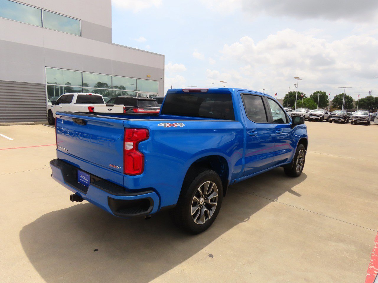 Used 2025 Chevrolet Silverado 1500 RST image 5