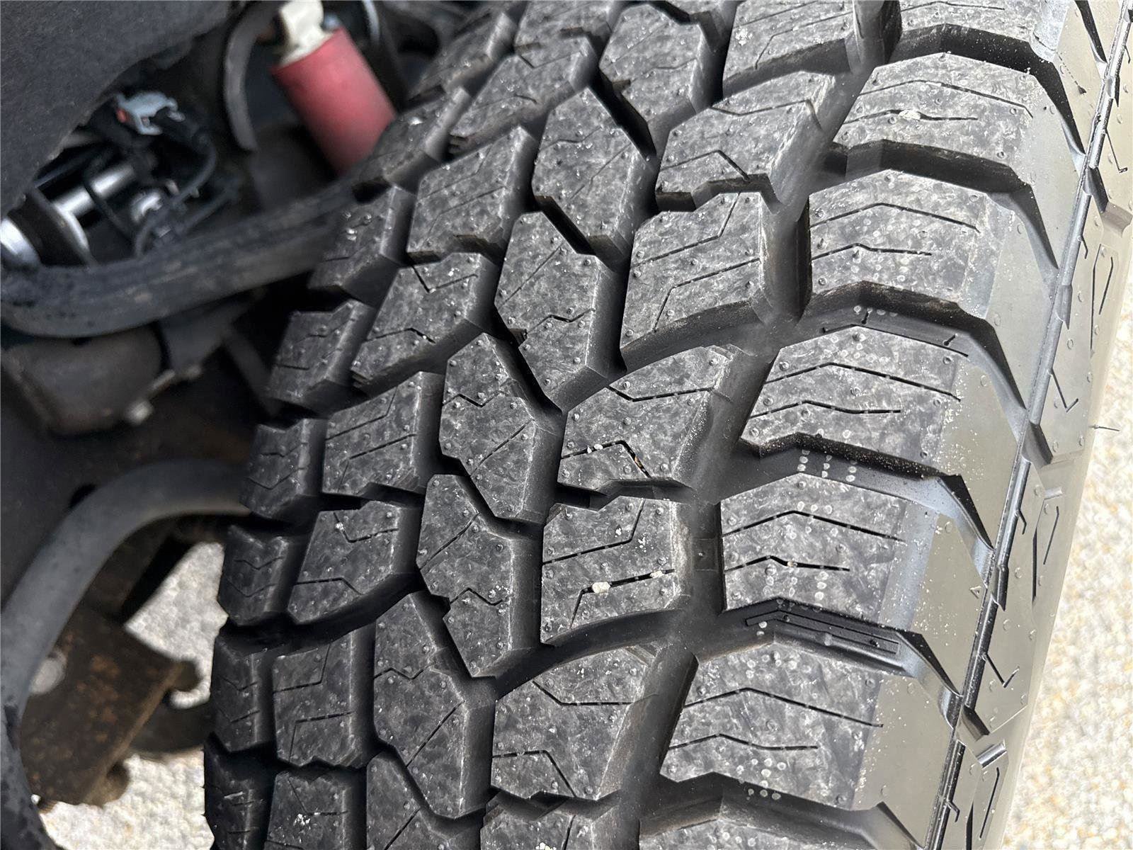 Used 2024 GMC Sierra 2500 AT4 w/ AT4 Premium Plus Package image 32