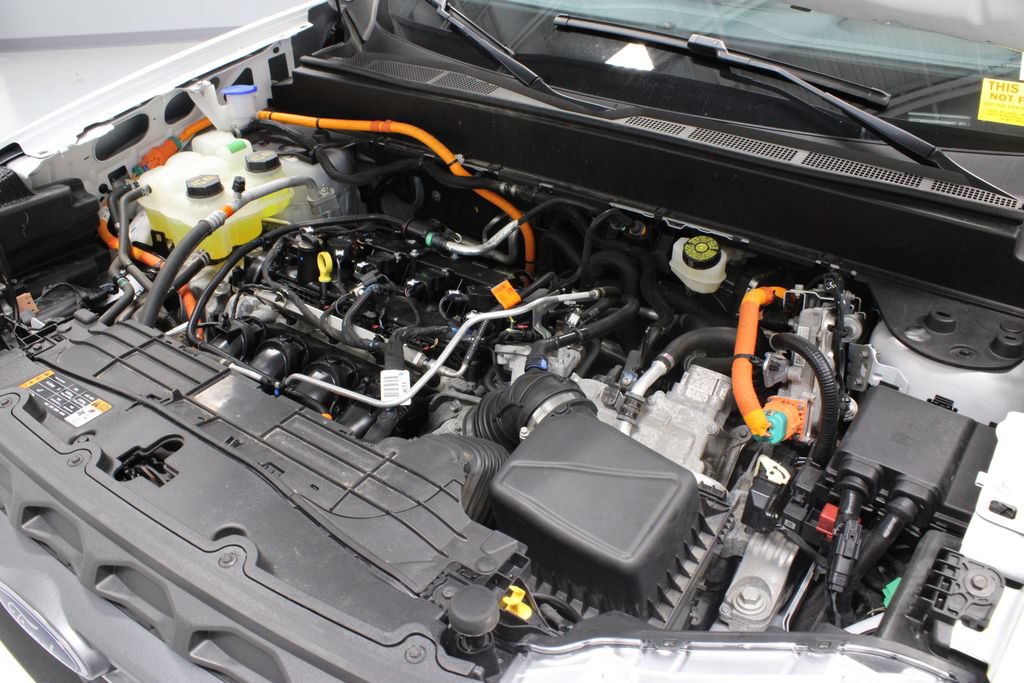 Certified 2024 Ford Maverick XLT FWD image 12
