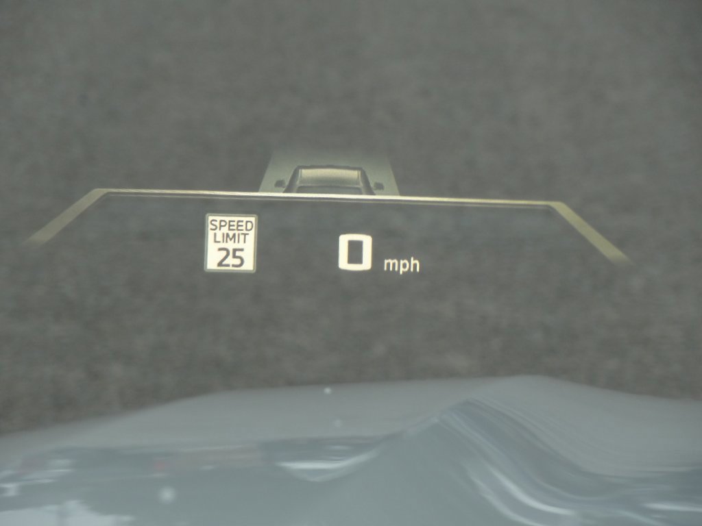 Used 2024 BMW X7 M60i w/ Executive Package image 37