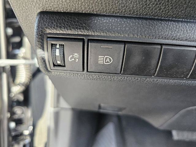 Used 2024 Toyota Corolla LE FWD image 22
