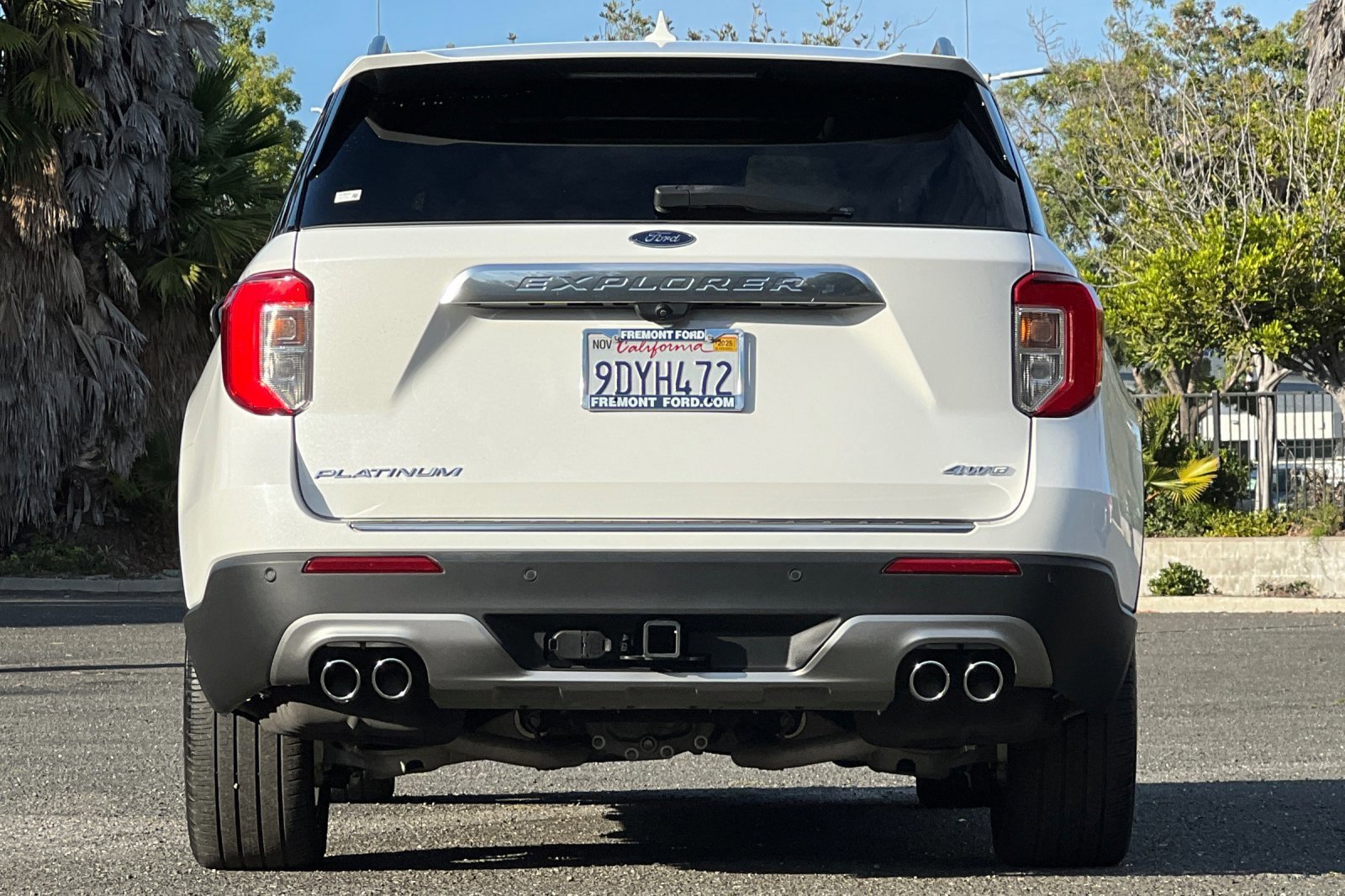 Certified 2022 Ford Explorer Platinum w/ Equipment Group 601A image 4