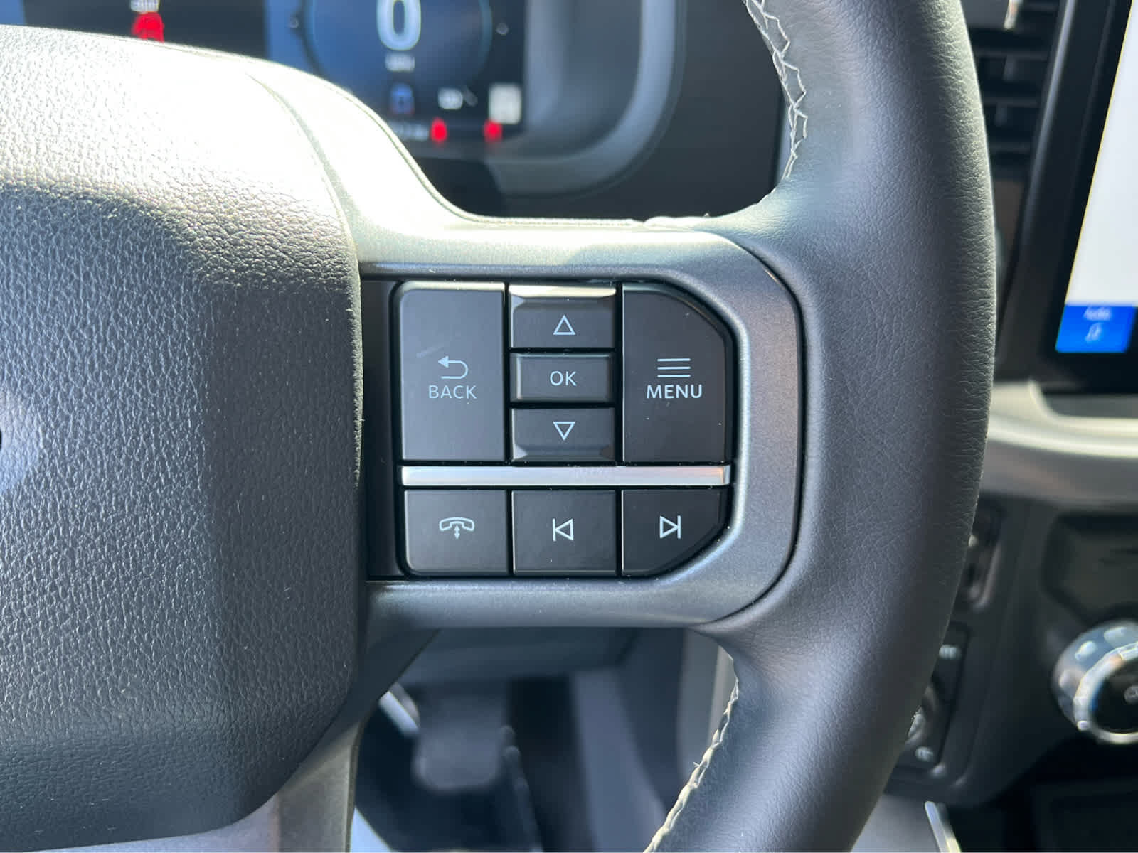 Certified 2025 Ford F150 XLT w/ Equipment Group 302A MID AWD/4WD image 34