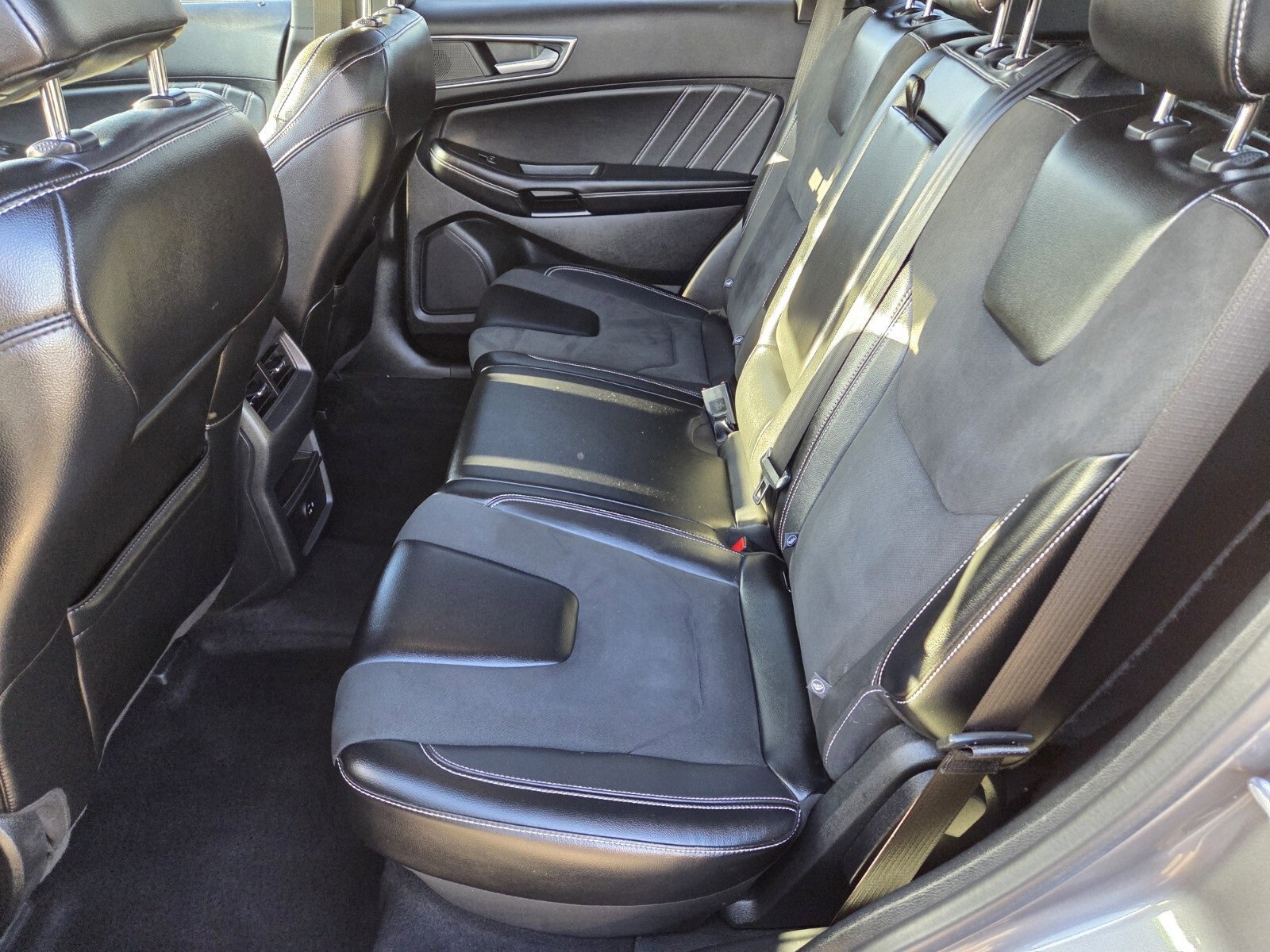 Certified 2022 Ford Edge ST image 11