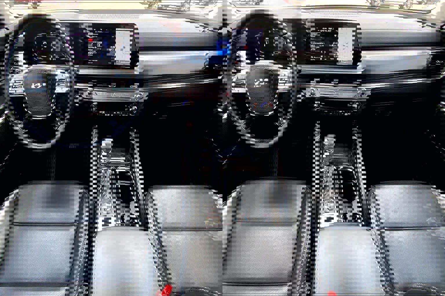 Used 2024 Kia Telluride S image 16