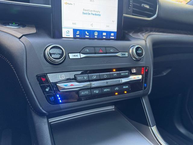Certified 2020 Ford Explorer Platinum w/ Premium Technology Package AWD/4WD image 26