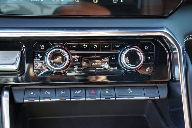 Used 2025 GMC Sierra 1500 Denali Ultimate image 17