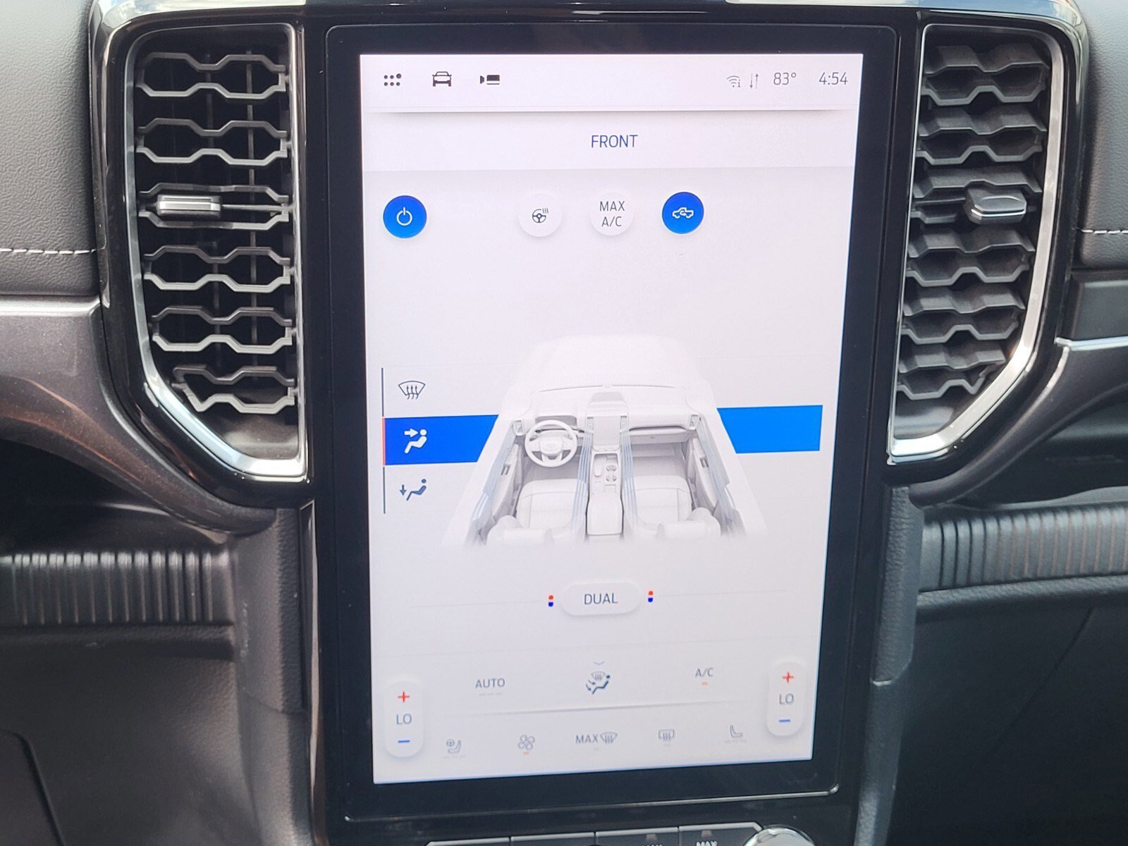 Certified 2025 Ford Ranger Lariat w/ Trailer Tow Package image 23