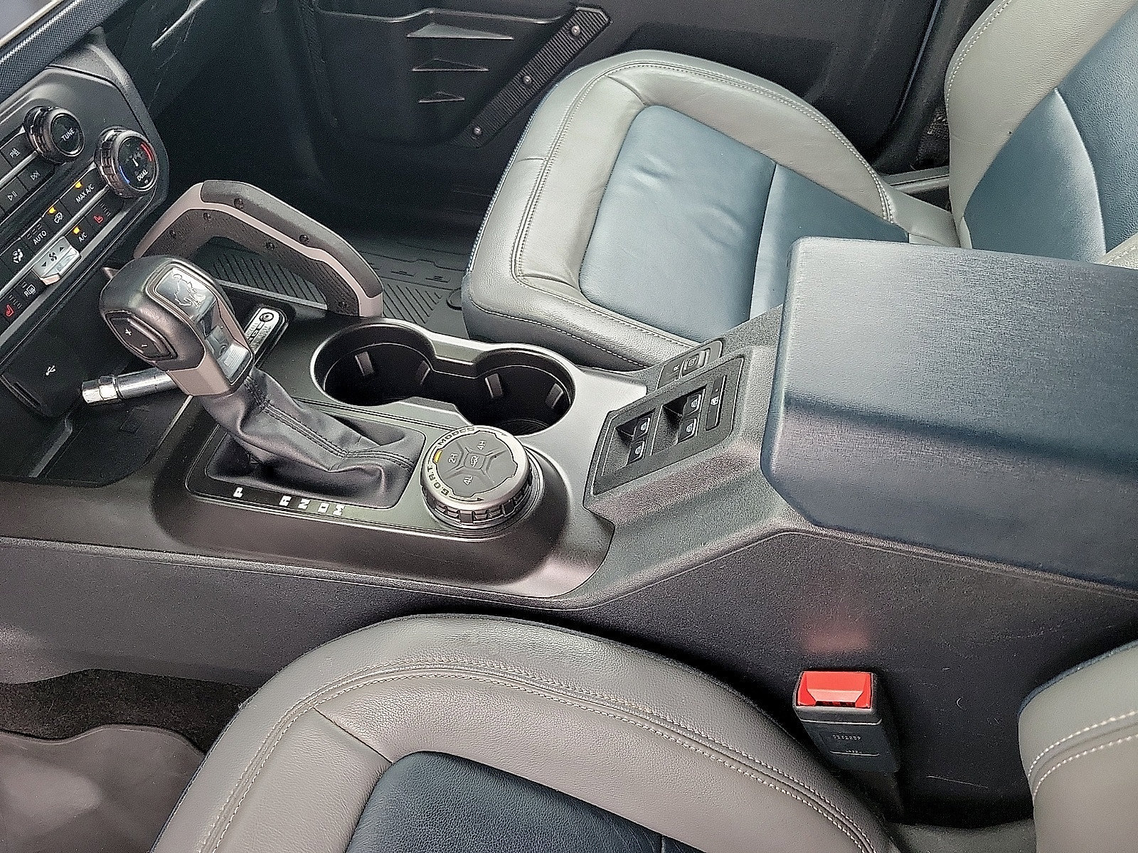 Certified 2022 Ford Bronco Outer Banks AWD/4WD image 20