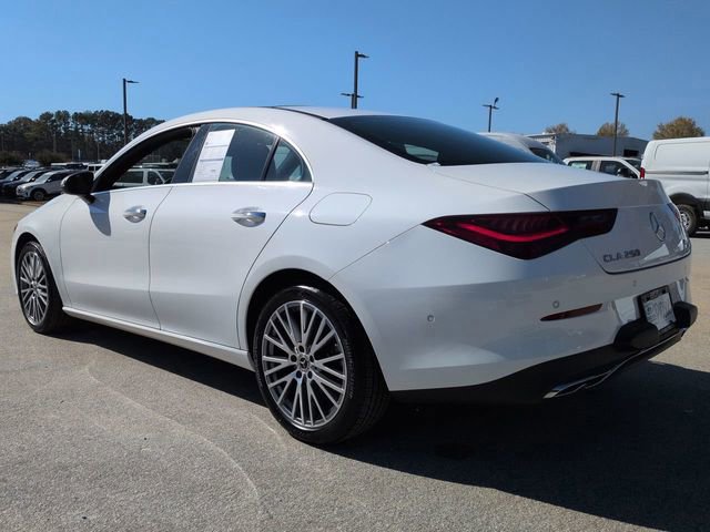 Used 2025 Mercedes-Benz CLA 250 4MATIC image 2