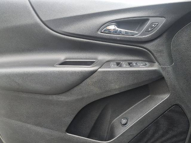 Used 2019 Chevrolet Equinox LT w/ Sun & Navigation Package AWD/4WD image 13