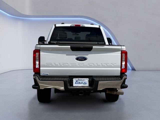 Certified 2023 Ford F250 XLT w/ FX4 Off-Road Package AWD/4WD image 4