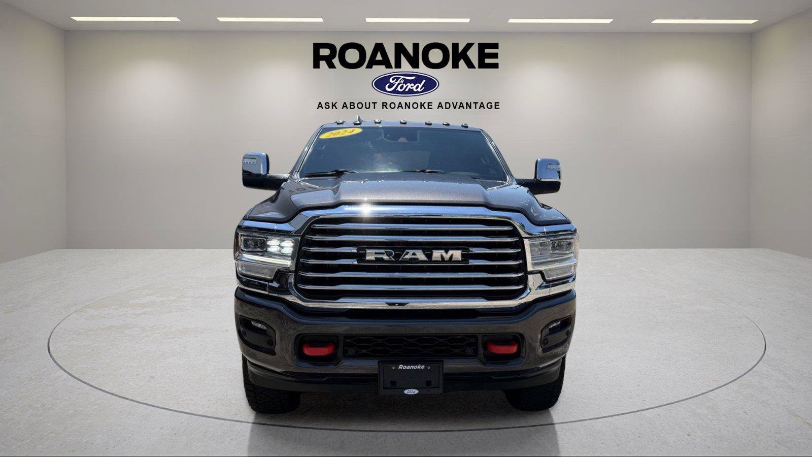 Used 2024 RAM 3500 Limited w/ Safety Group AWD/4WD image 2