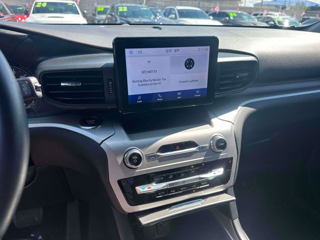 Certified 2022 Ford Explorer XLT w/ Class IV Trailer Tow Package image 31