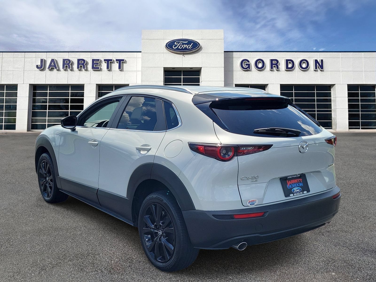 Used 2024 MAZDA CX-30 AWD 2.5 S w/ Select Sport Pkg image 3