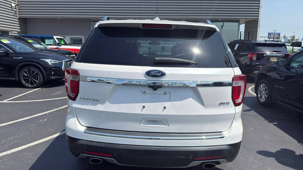 Certified 2018 Ford Explorer Limited w/ Equipment Group 301A AWD/4WD image 6