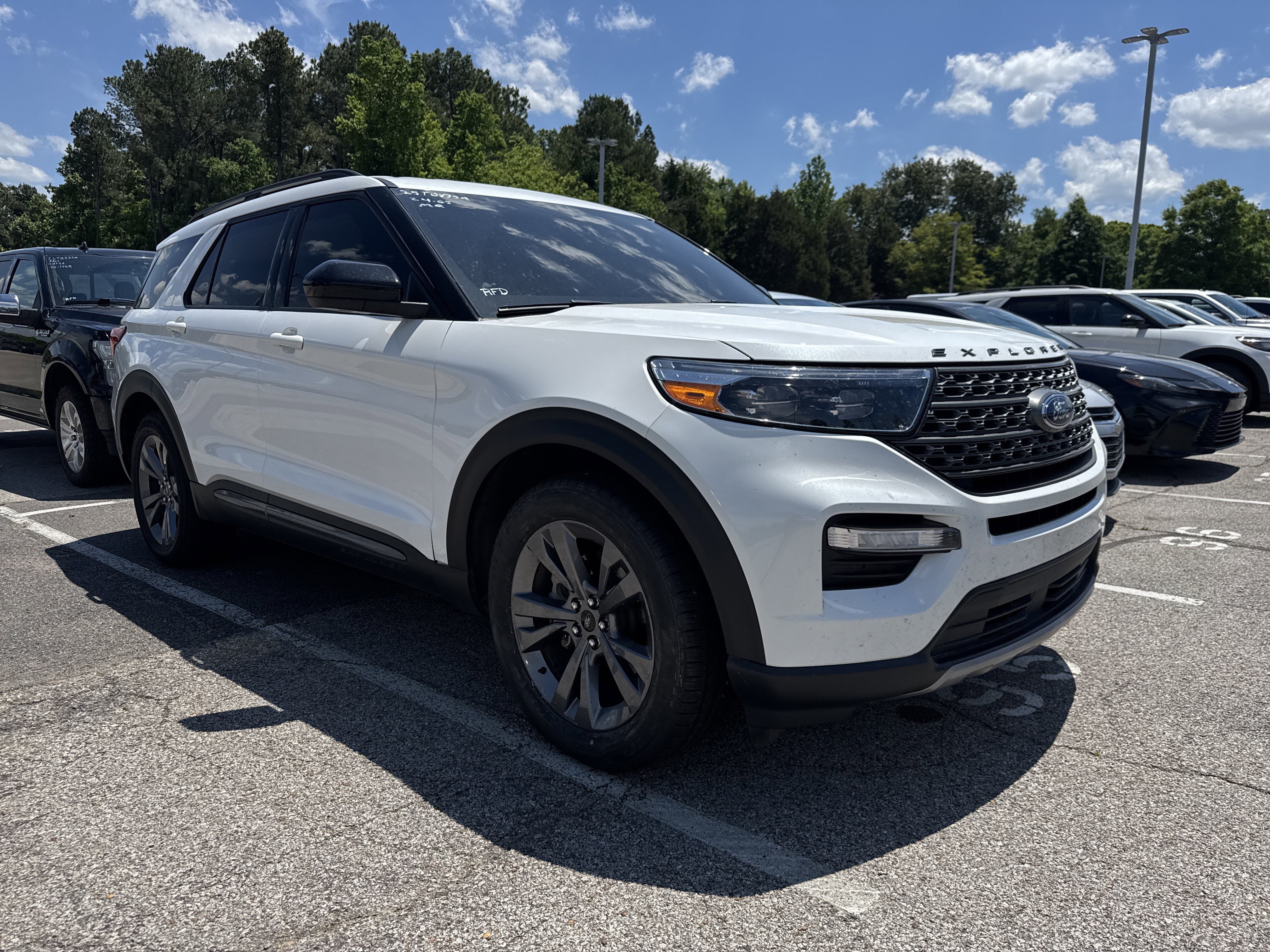 Certified 2024 Ford Explorer XLT w/ Equipment Group 202A