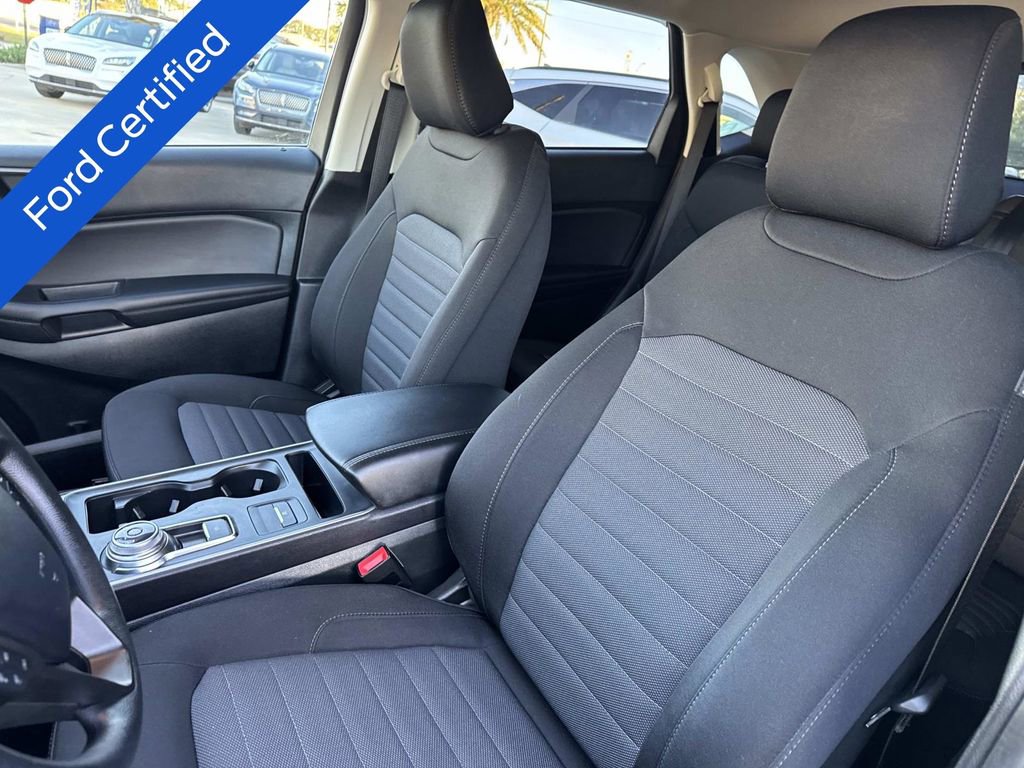 Certified 2024 Ford Edge SE image 18