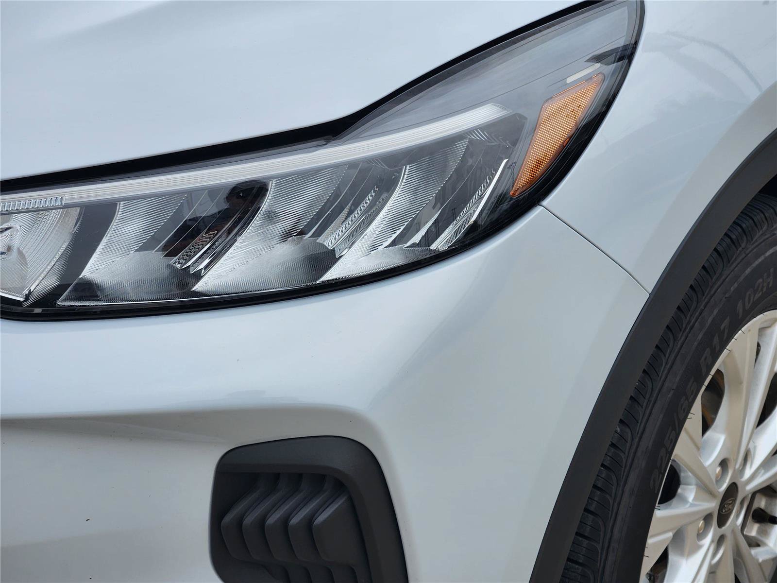 Certified 2025 Ford Escape Active FWD image 7