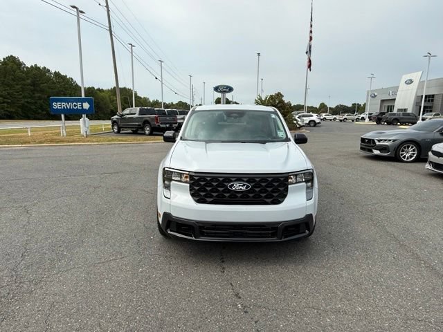 Certified 2025 Ford Maverick XLT w/ XLT Luxury Package AWD/4WD image 2